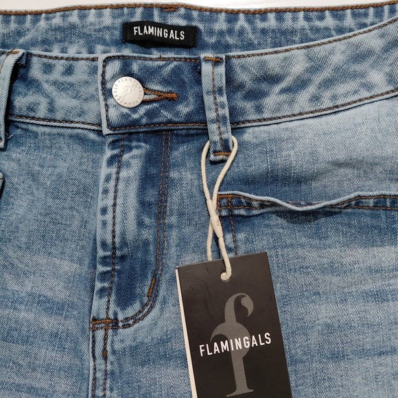 Flamingals Womens Floral Embroidered Wide Leg Cropped Jeans Light Wash Size L - Picture 7 of 16